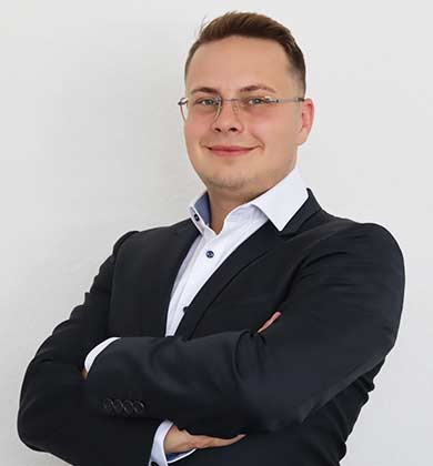 Chris Ullrich Kontakt Ihr Immobilien-Experte und Makler von Ullrich Immobilien und Invest